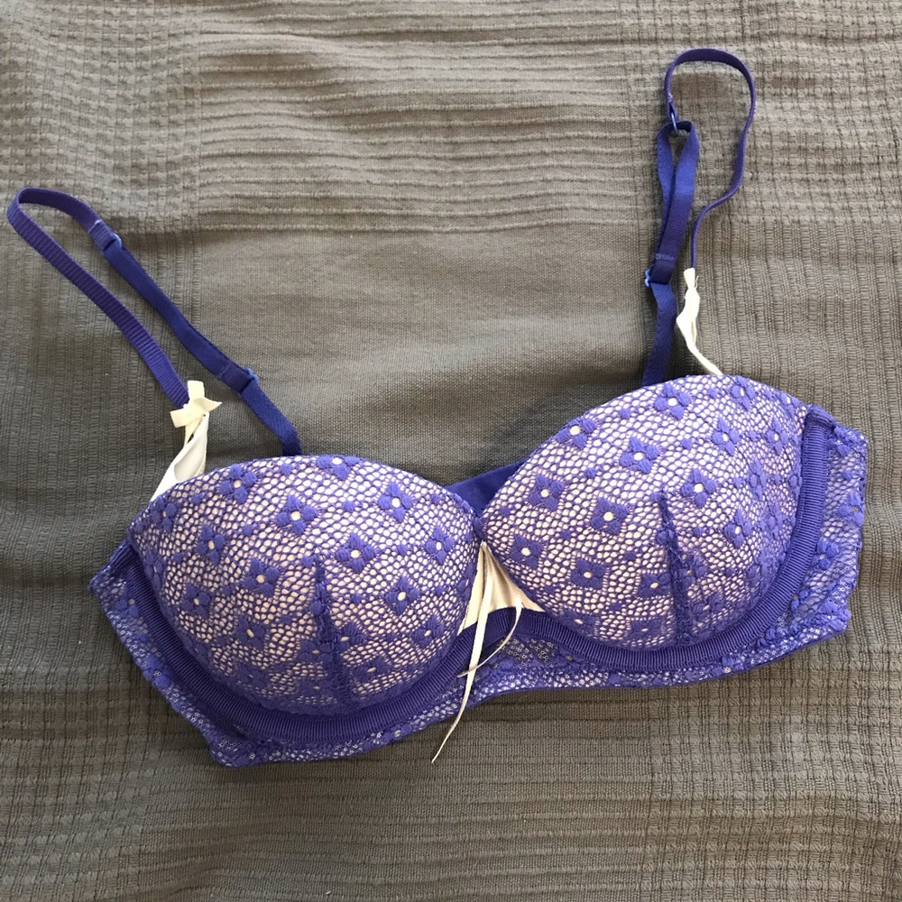✨3/$12✨ Heidi Klum Intimates lace balconnet bra